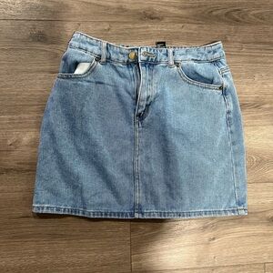 Denim skirt